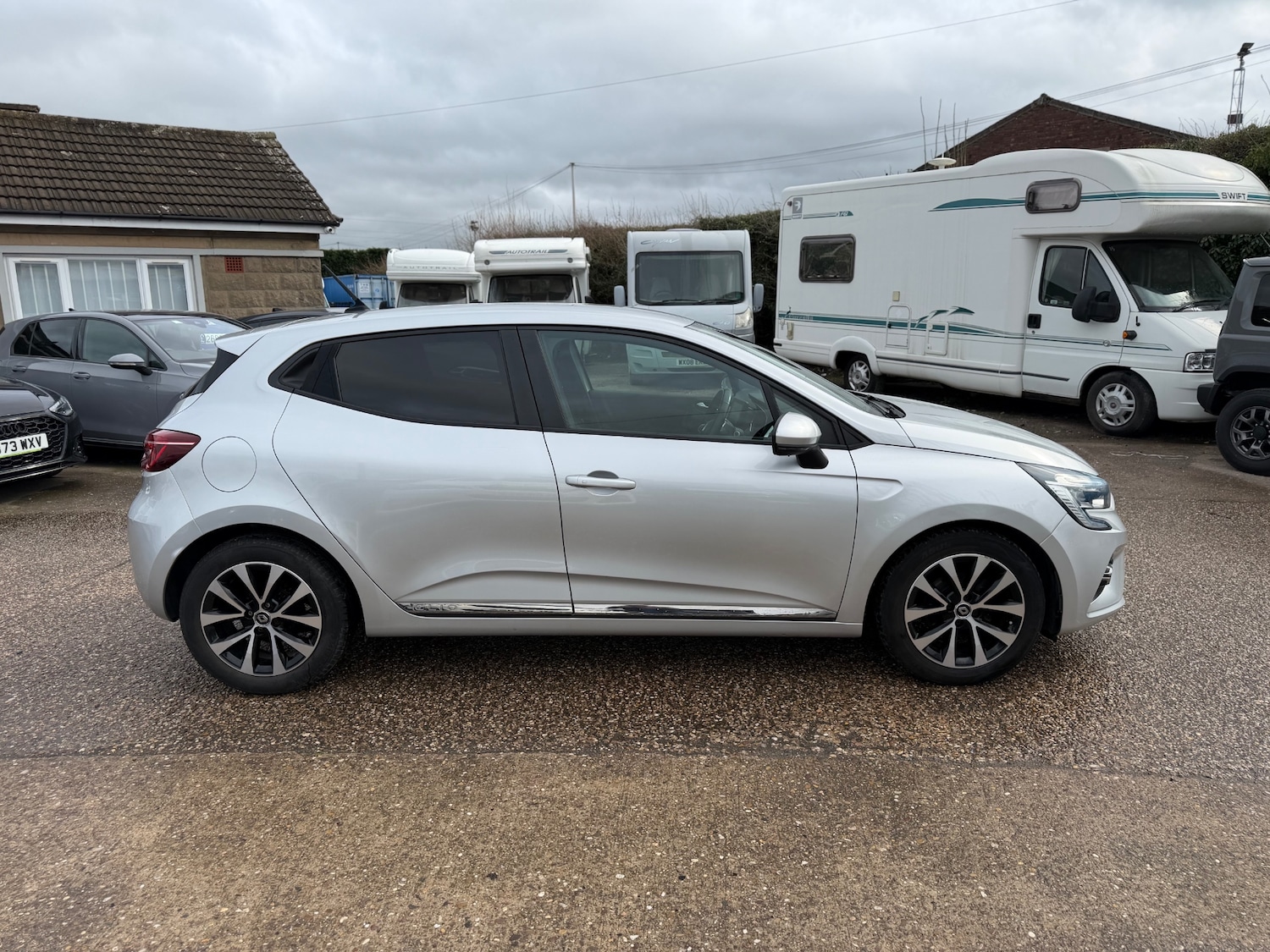 Used Renault Clio 2020 for sale - 77581195: Photo 10