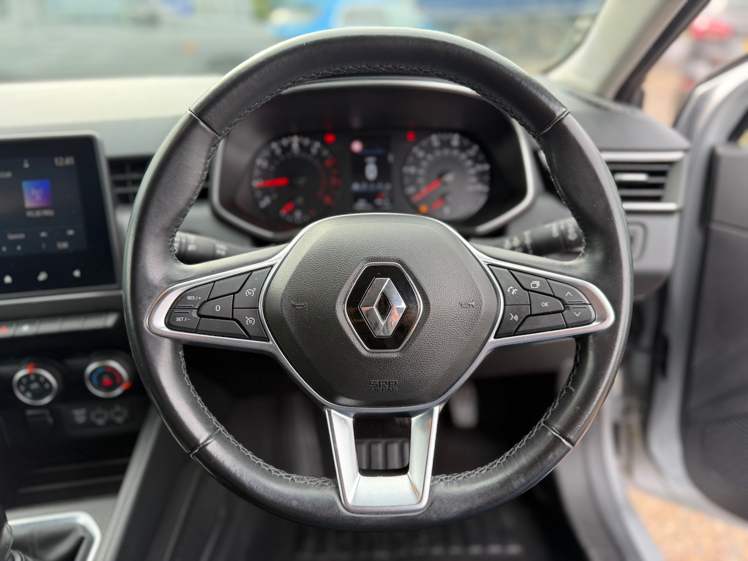 Used Renault Clio 2020 for sale - 77581195: Photo 14