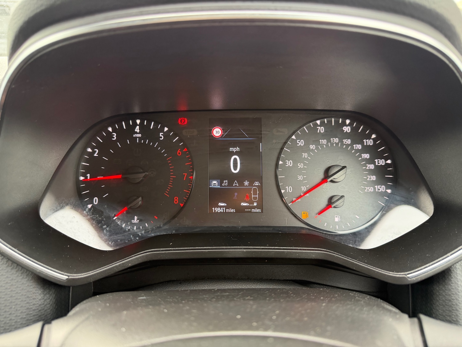 Used Renault Clio 2020 for sale - 77581195: Photo 15