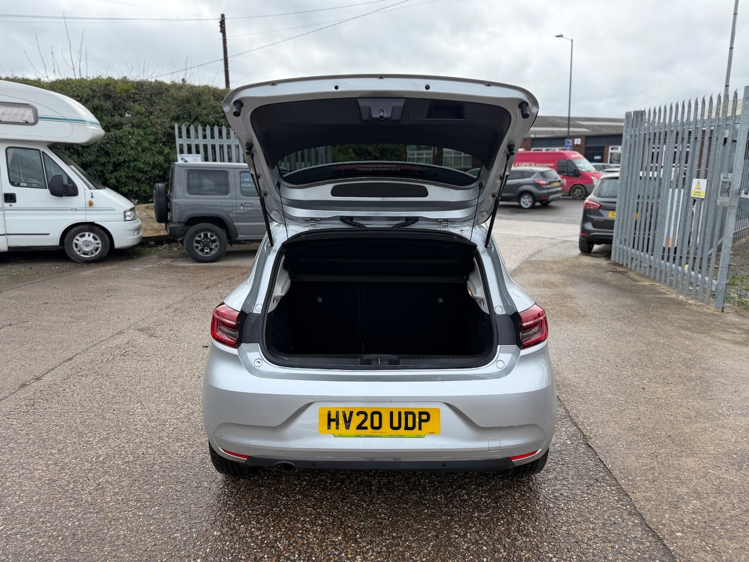 Used Renault Clio 2020 for sale - 77581195: Photo 7