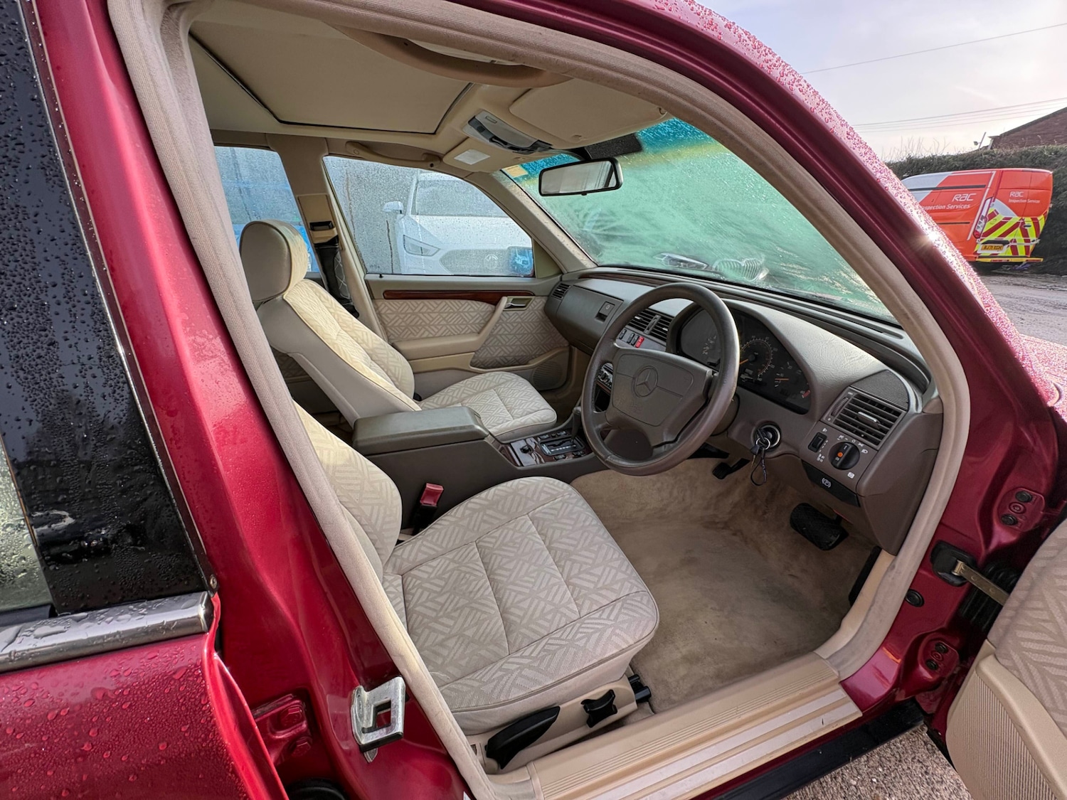 Used Mercedes-Benz C Class 1994 for sale - 77195726: Photo 11