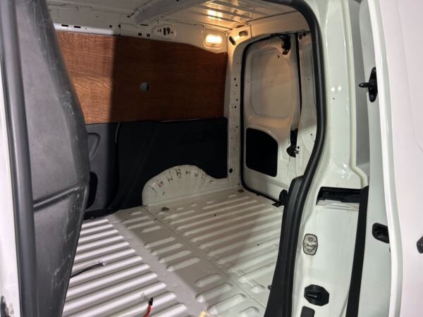 Used Peugeot Partner 2019 for sale - 76101011: Photo 11