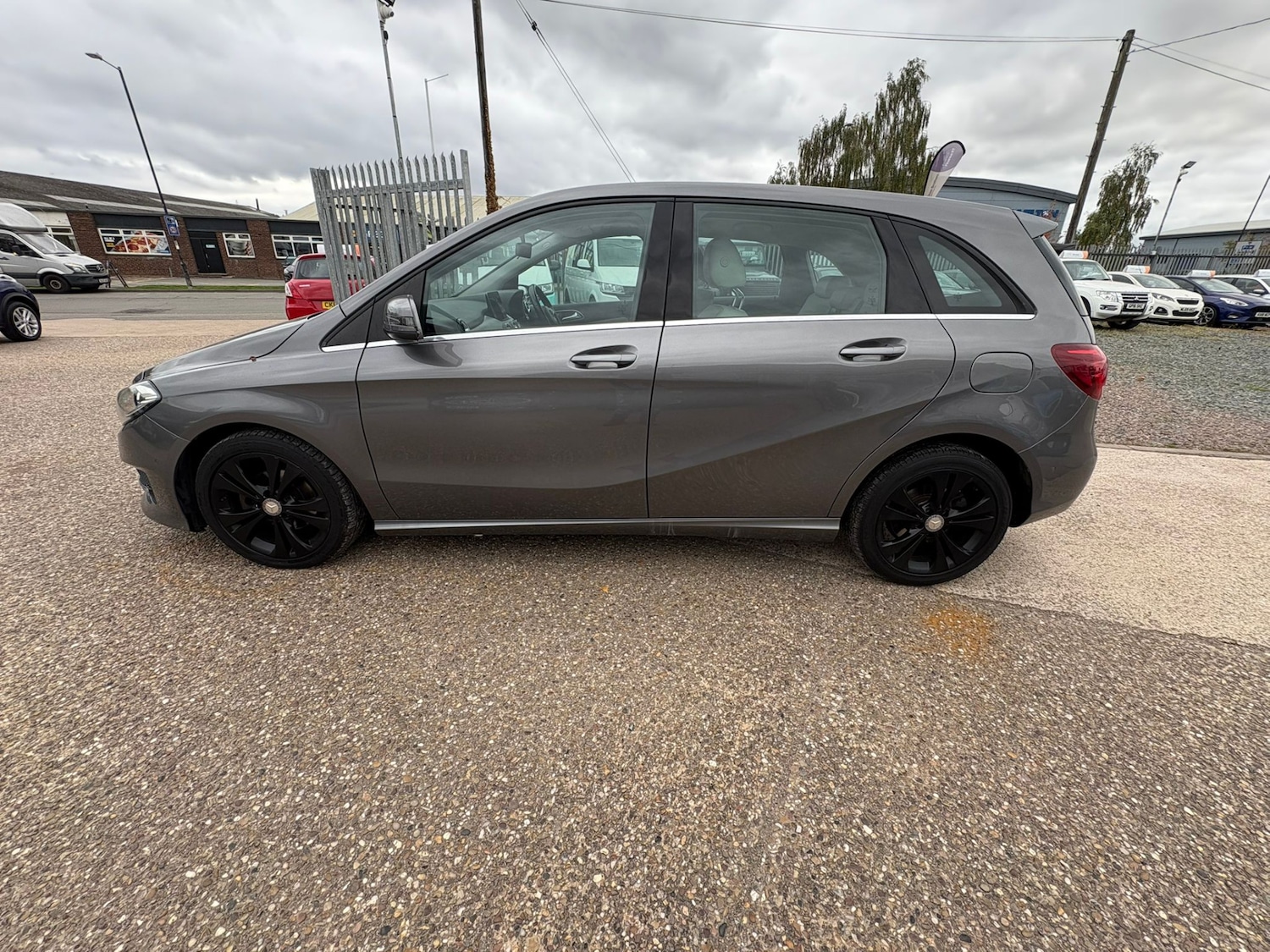 Used Mercedes-Benz B-Class 2016 for sale - 76195906: Photo 7