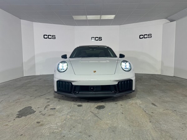 Used Porsche 911 2025 for sale - 76170799: Photo 3