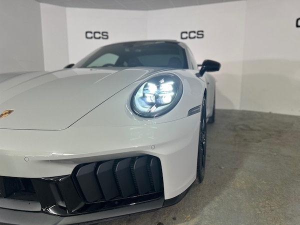 Used Porsche 911 2025 for sale - 76170799: Photo 4