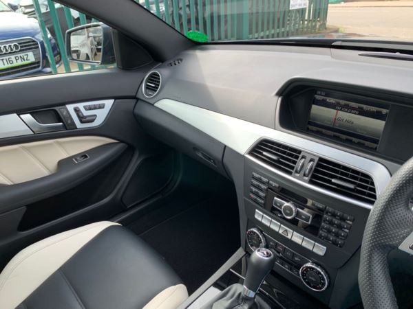 Used Mercedes-Benz C Class 2013 for sale - 76101727: Photo 10