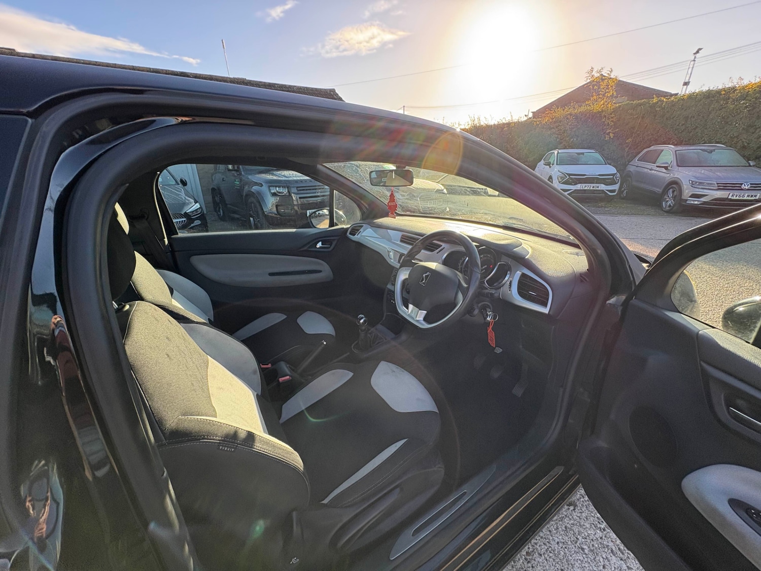 Used Citroen DS3 2014 for sale - 76391264: Photo 10