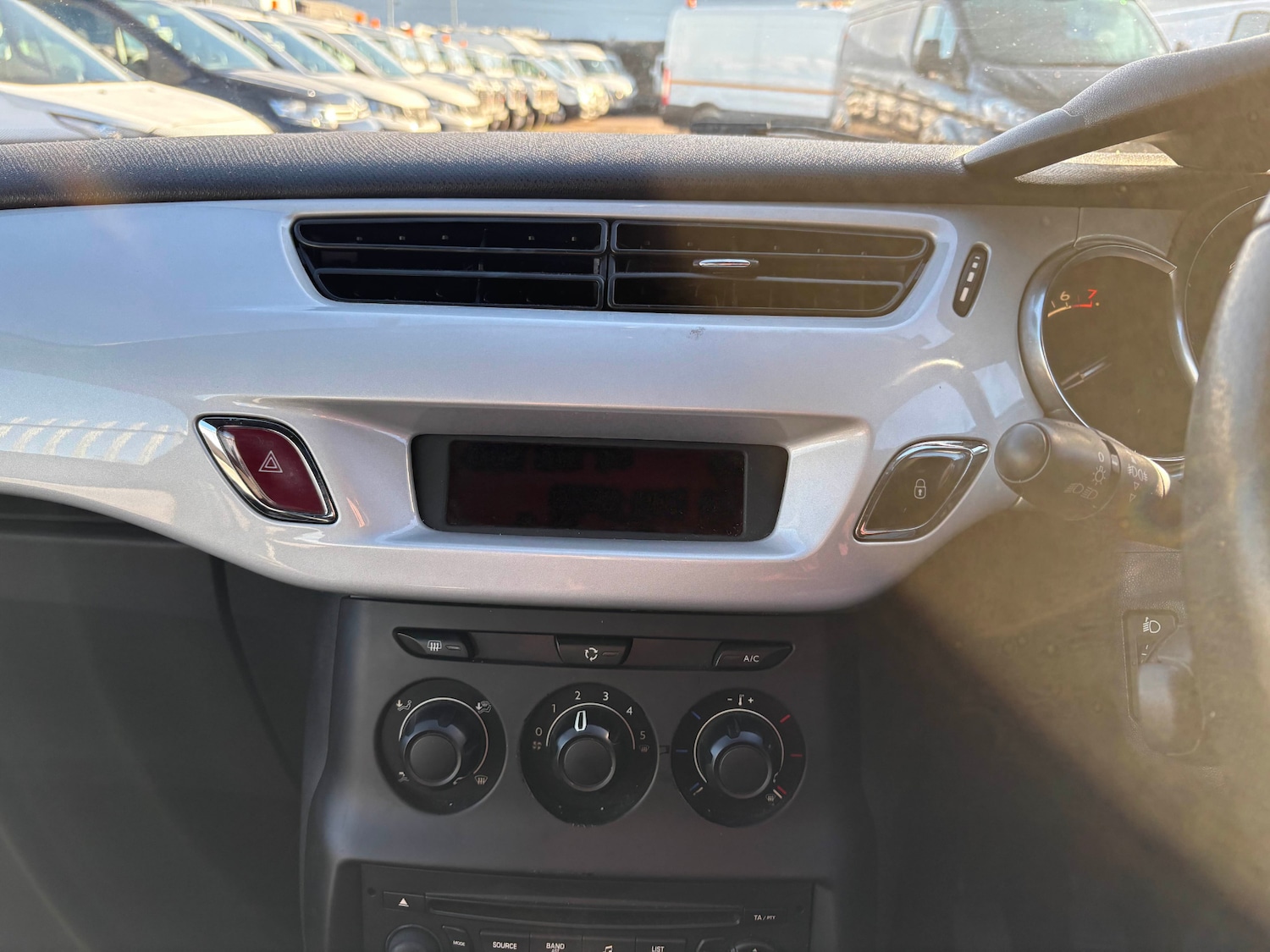 Used Citroen DS3 2014 for sale - 76391264: Photo 16