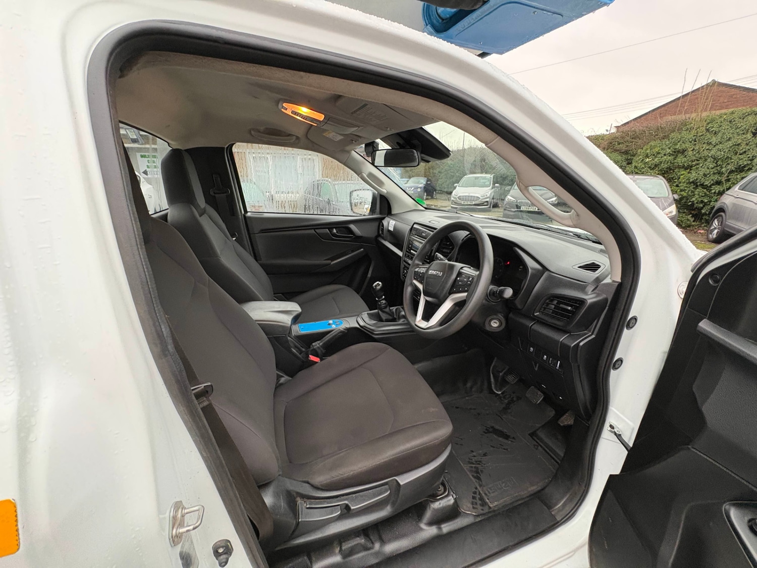 Used Isuzu D-Max 2023 for sale - 76979417: Photo 12