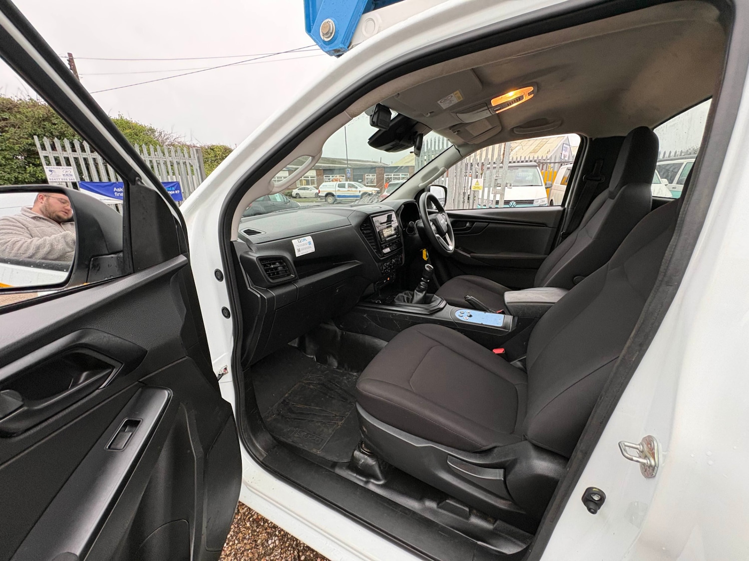 Used Isuzu D-Max 2023 for sale - 76979417: Photo 14