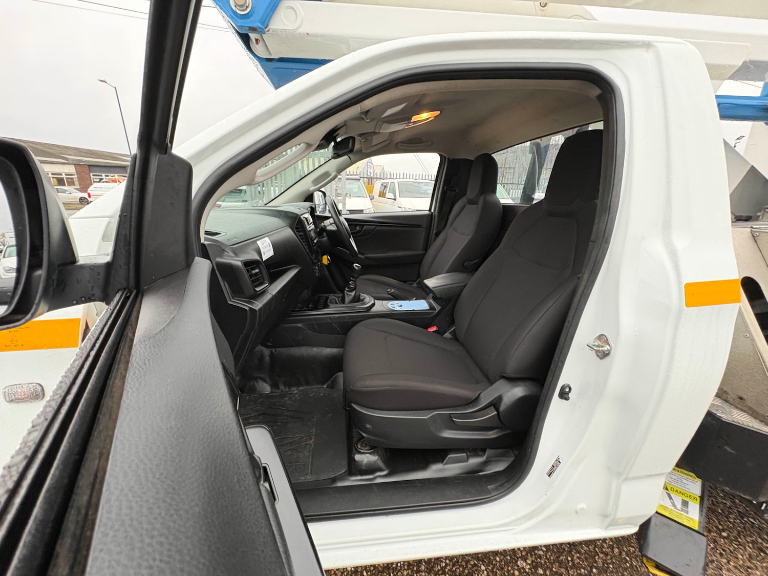 Used Isuzu D-Max 2023 for sale - 76979417: Photo 15