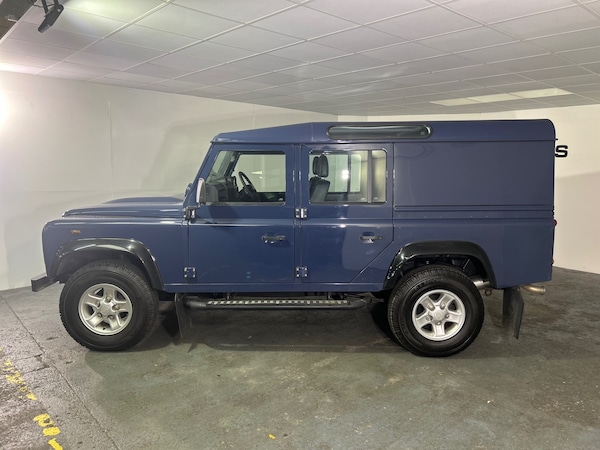 Used Land Rover Defender 2009 for sale - 73803910: Photo 4