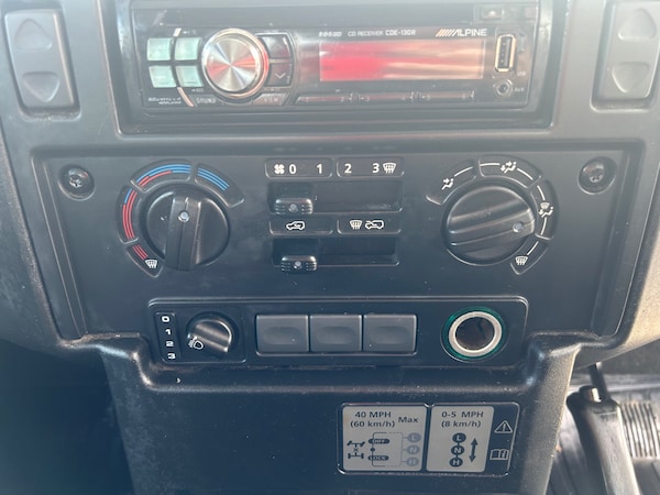Used Land Rover Defender 2012 for sale - 75394064: Photo 16
