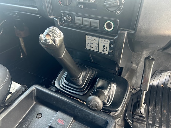 Used Land Rover Defender 2012 for sale - 75394064: Photo 18