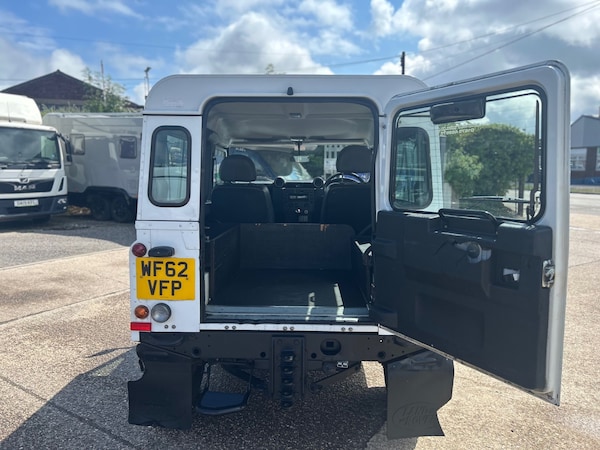 Used Land Rover Defender 2012 for sale - 75394064: Photo 8