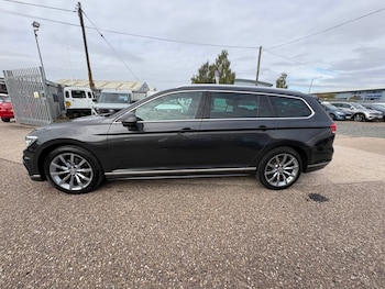 Used Volkswagen Passat 2019 for sale - 76045590: Photo