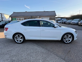 Used Skoda Superb 2019 for sale - 76649541: Photo