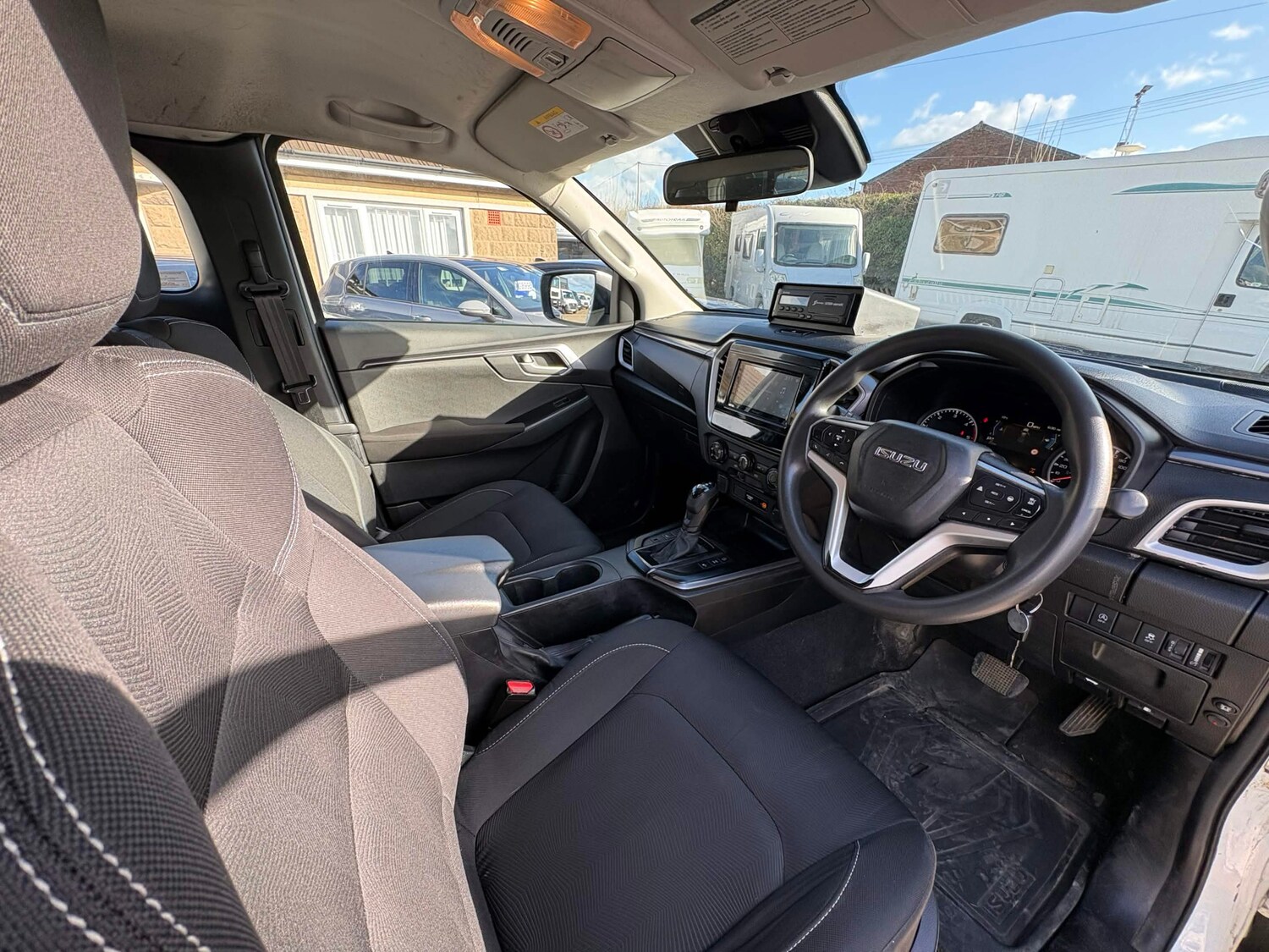 Used Isuzu D-Max 2023 for sale - 77833372: Photo 10