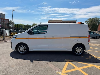 Used Vauxhall Vivaro 2022 for sale - 79125905: Photo