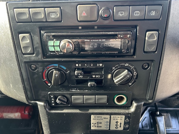 Used Land Rover Defender 2012 for sale - 75354133: Photo 17