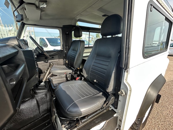 Used Land Rover Defender 2012 for sale - 75354133: Photo 20