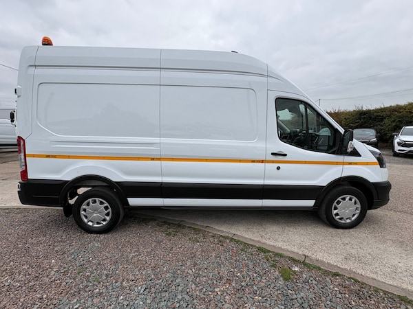 Used Ford Transit 2023 for sale - 76299336: Photo 2