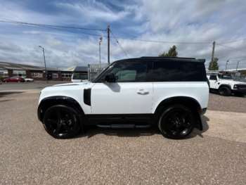 Used Land Rover Defender 2024 for sale - 75076111: Photo