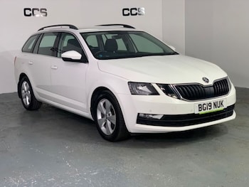 Used Skoda Octavia 2019 for sale - 76100930: Photo