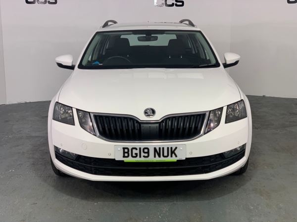 Used Skoda Octavia 2019 for sale - 76100930: Photo 2