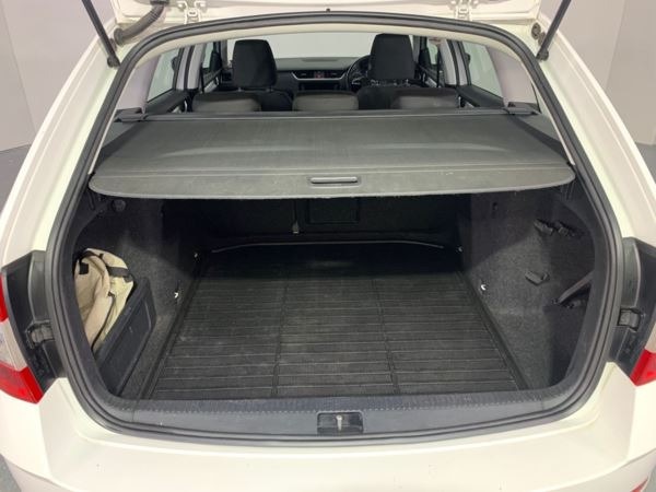 Used Skoda Octavia 2019 for sale - 76100930: Photo 9