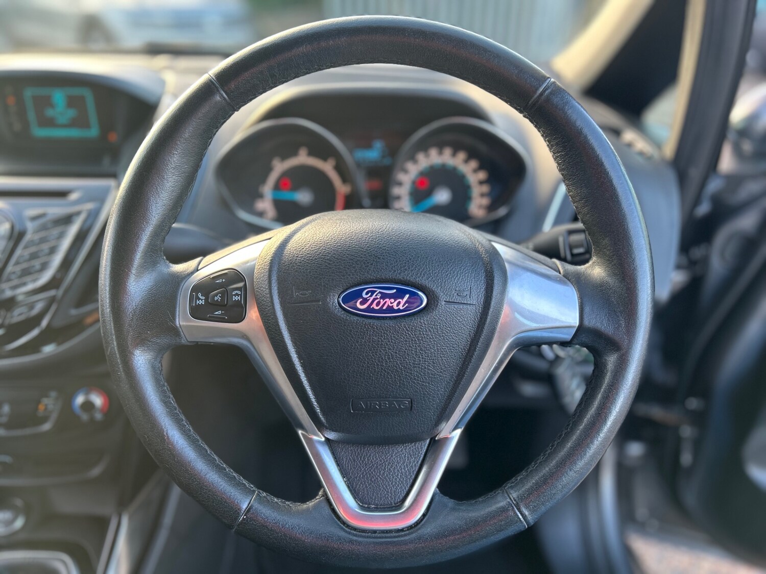 Used Ford B-MAX 2015 for sale - 76681801: Photo 11