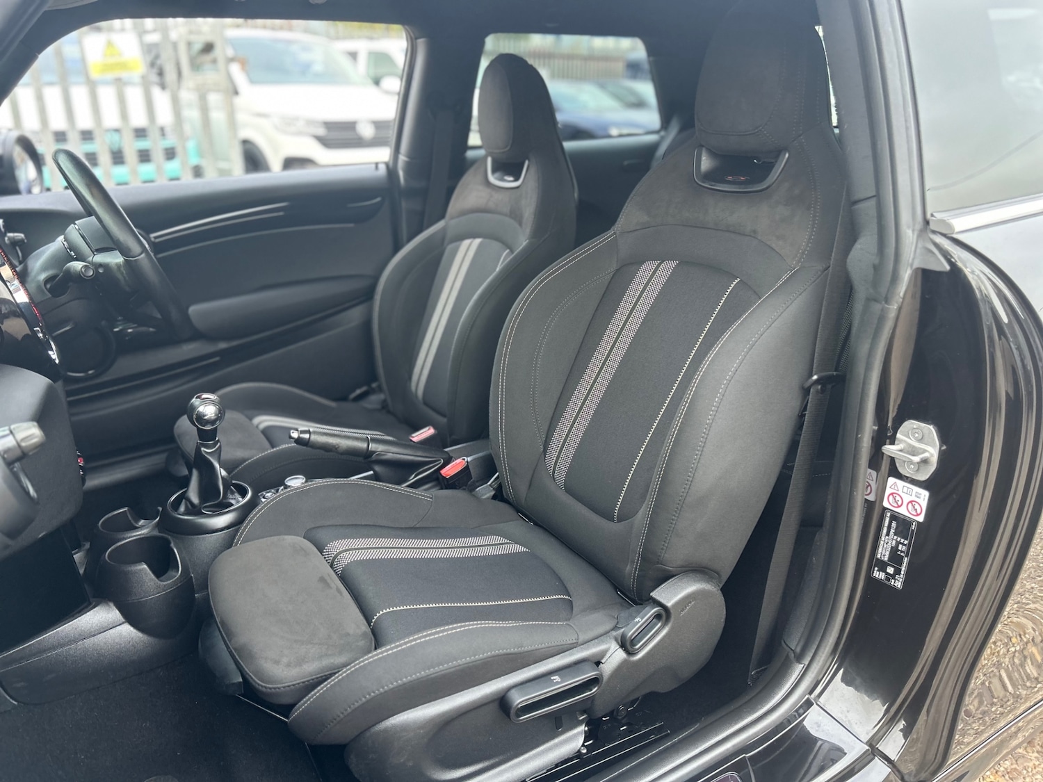 Used MINI Hatch 2021 for sale - 76045619: Photo 19