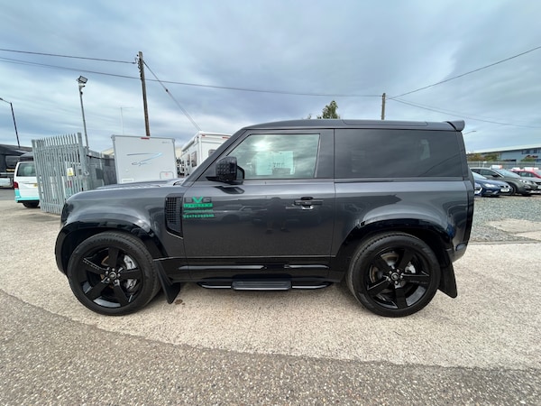 Used Land Rover Defender 2024 for sale - 74961427: Photo 4