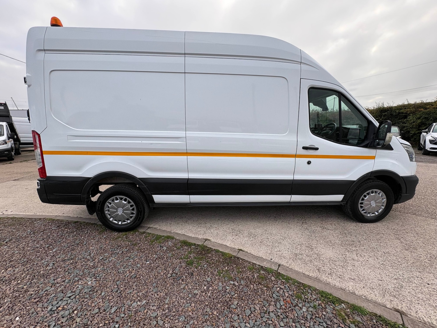 Used Ford Transit 2022 for sale - 76286777: Photo 2