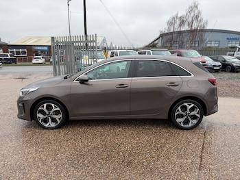 Used Kia Ceed 2021 for sale - 77460008: Photo