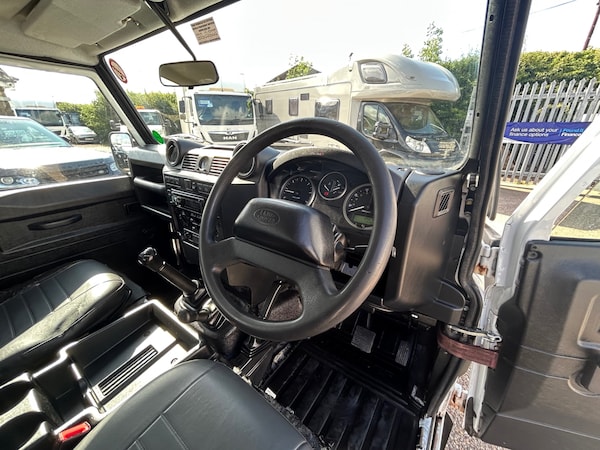 Used Land Rover Defender 2012 for sale - 75178138: Photo 13