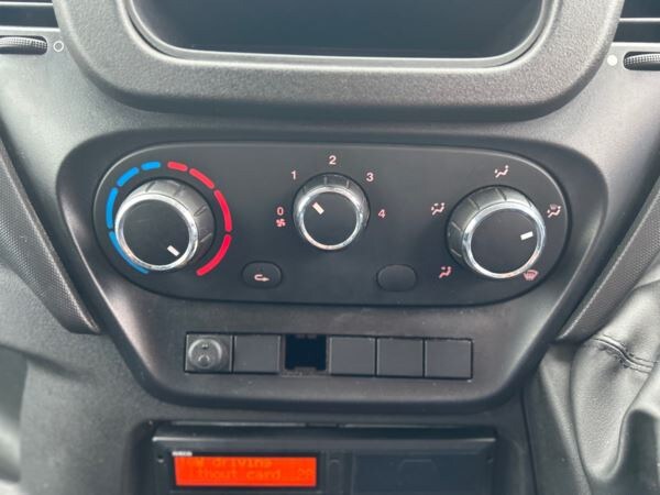 Used Iveco Daily 2018 for sale - 77947401: Photo 18