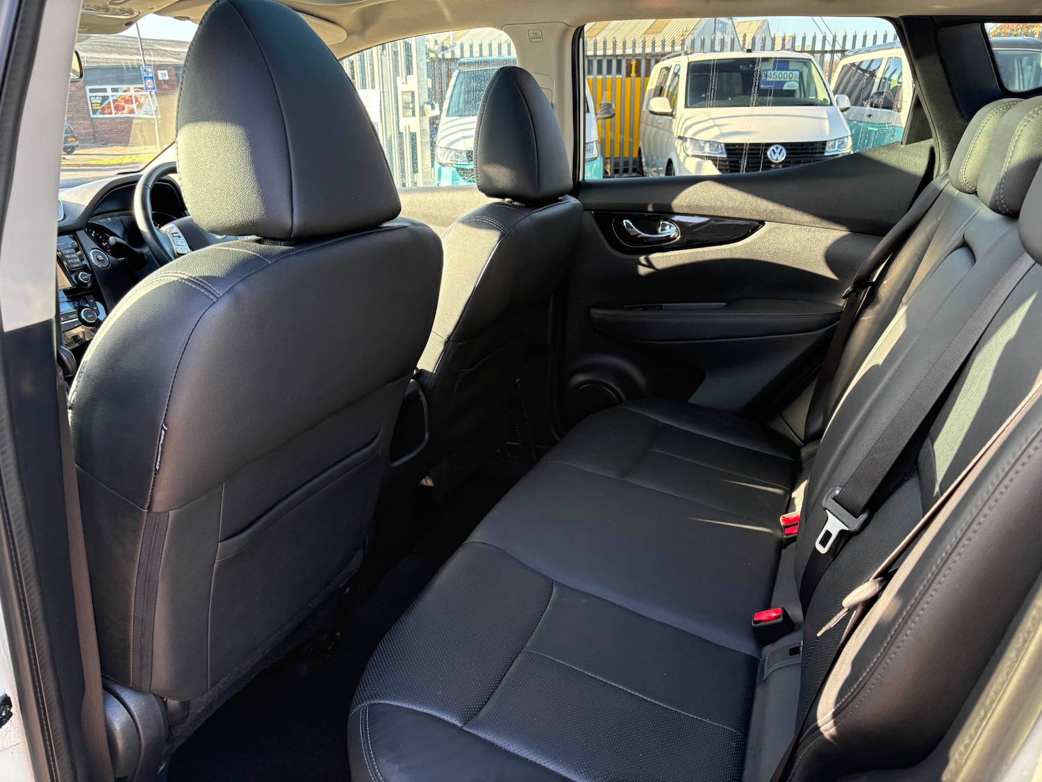 Used Nissan Qashqai 2014 for sale - 76598801: Photo 15