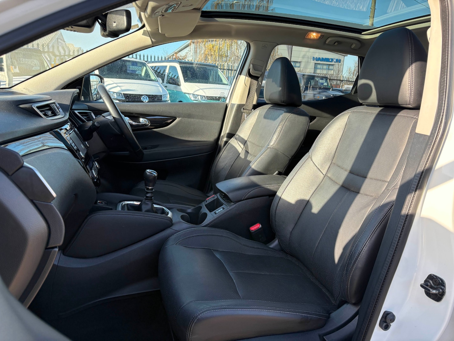 Used Nissan Qashqai 2014 for sale - 76598801: Photo 18