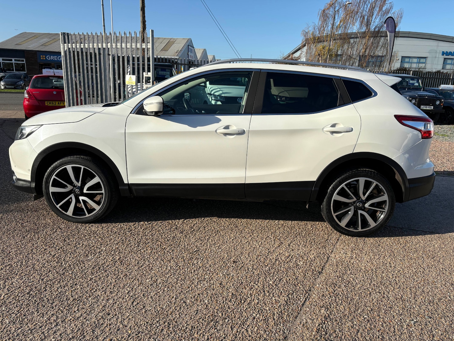 Used Nissan Qashqai 2014 for sale - 76598801: Photo 7