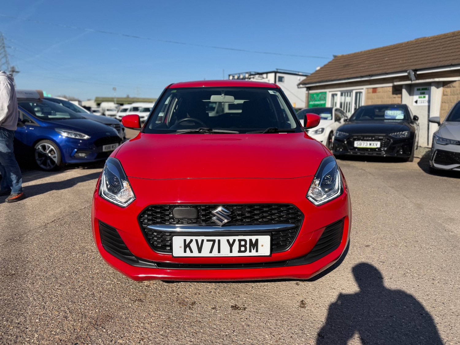 Used Suzuki Swift 2021 for sale - 77932971: Photo 2