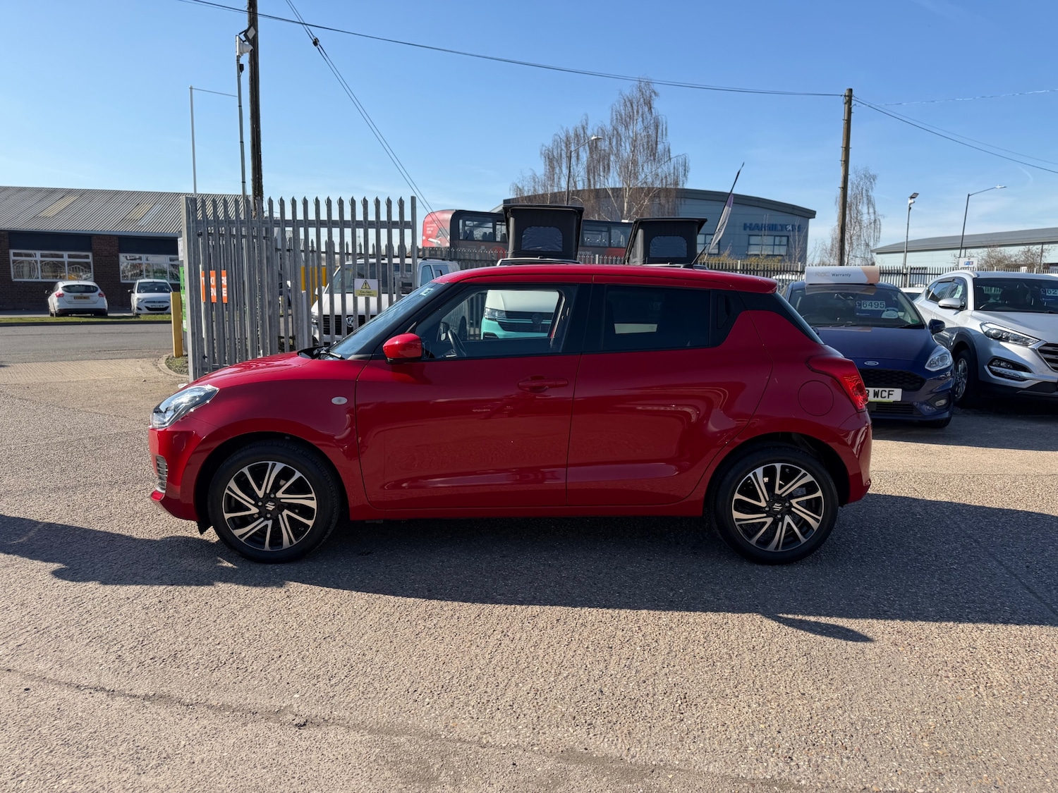 Used Suzuki Swift 2021 for sale - 77932971: Photo 4