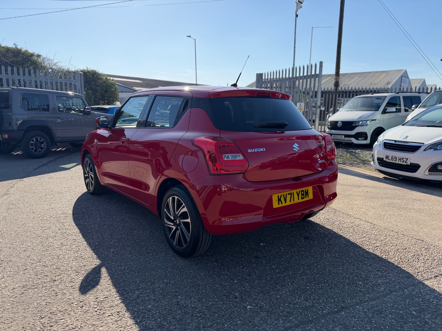 Used Suzuki Swift 2021 for sale - 77932971: Photo 5