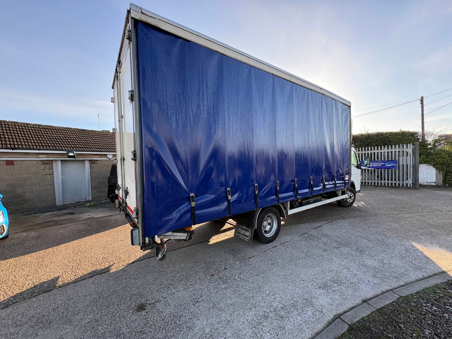 Used Mitsubishi Canter 2017 for sale - 76706183: Photo 3