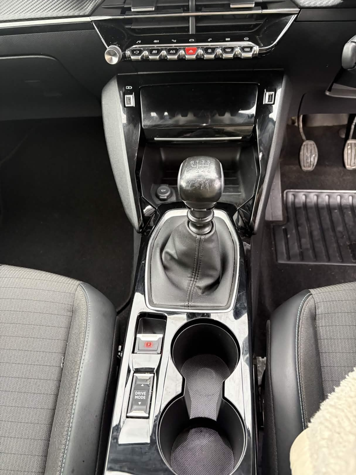 Used Peugeot 2008 2021 for sale - 77581181: Photo 20