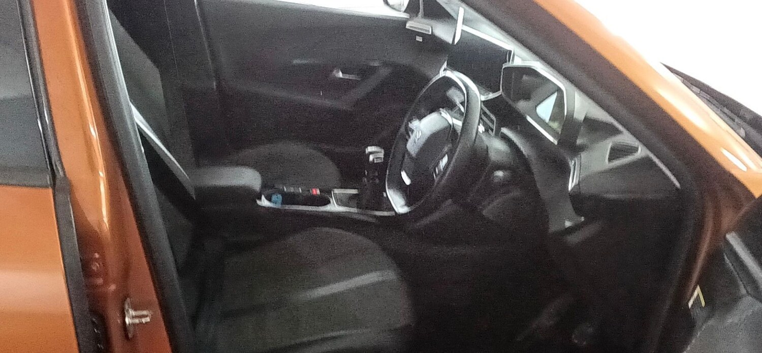 Used Peugeot 2008 2021 for sale - 77581181: Photo 6