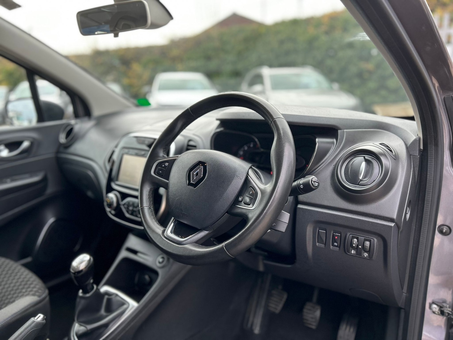 Used Renault Captur 2018 for sale - 76450660: Photo 11