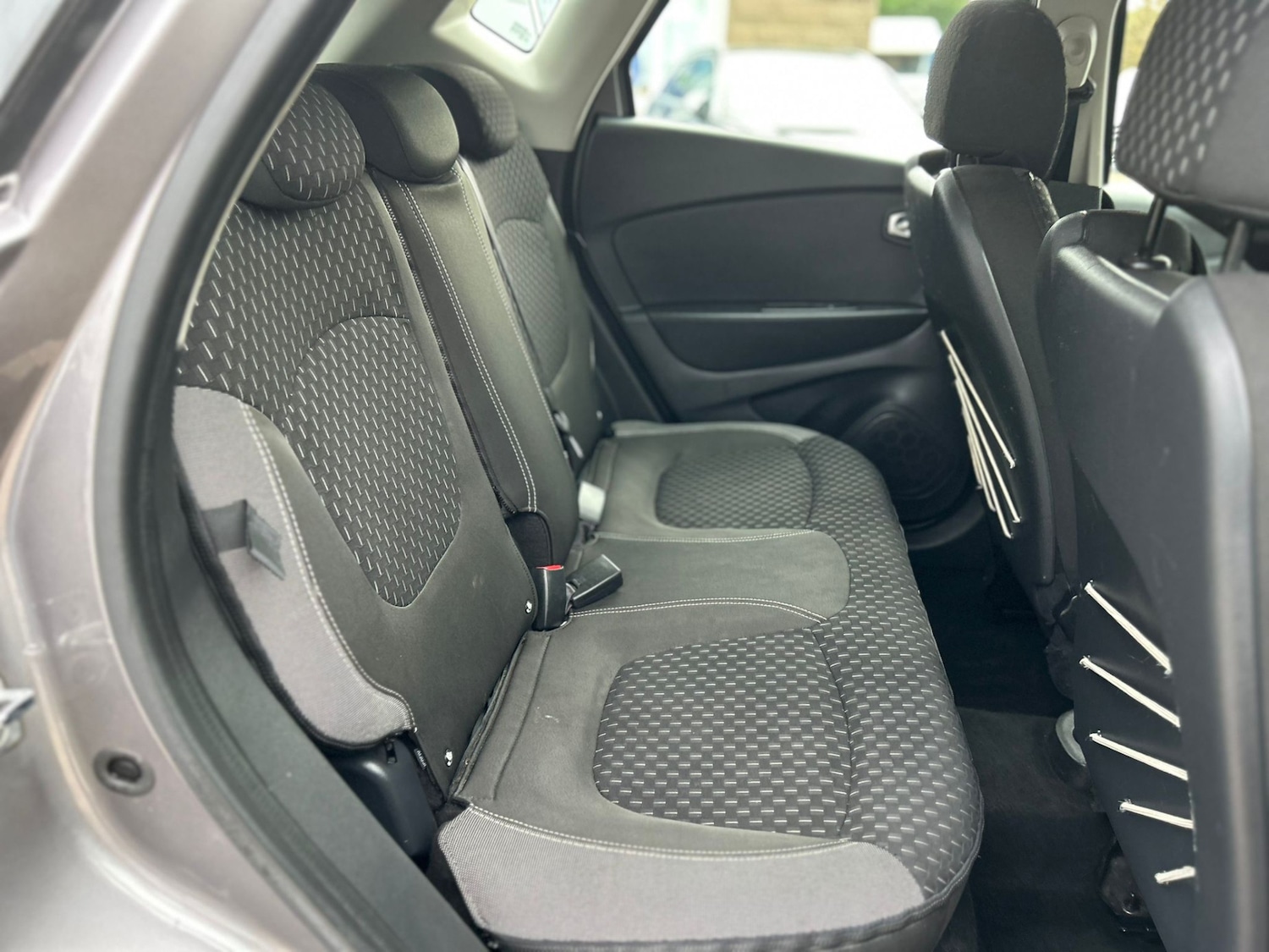 Used Renault Captur 2018 for sale - 76450660: Photo 16