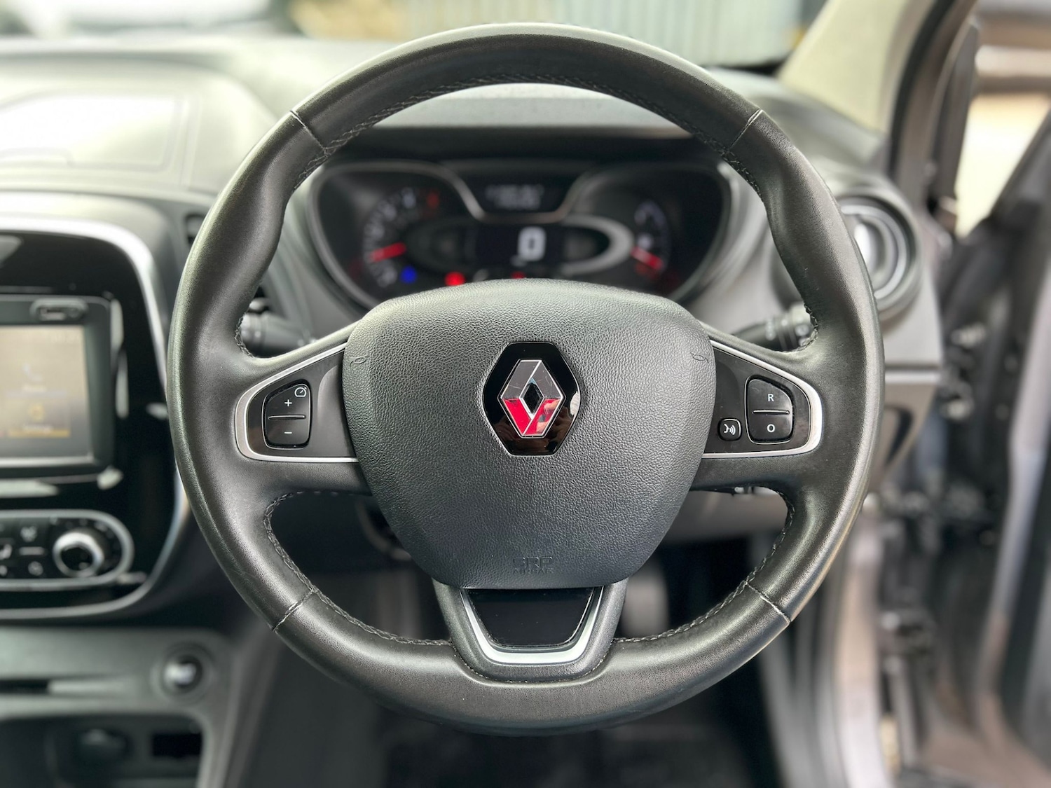 Used Renault Captur 2018 for sale - 76450660: Photo 21