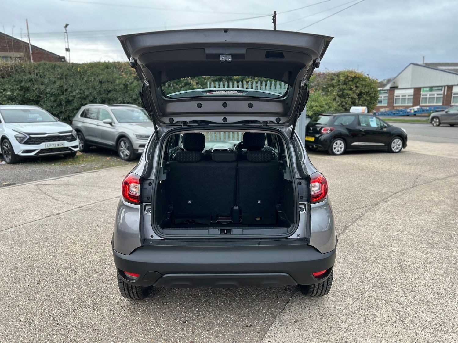 Used Renault Captur 2018 for sale - 76450660: Photo 6